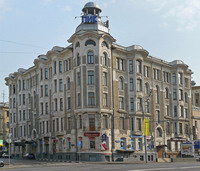 Спиридоновка 27