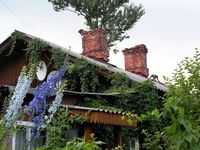 Разрушена вековая казарма