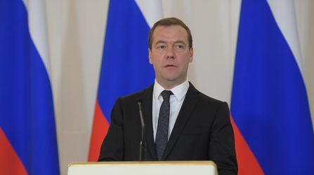 Медведев продлил срок ликвидации Федеральной миграционной службы