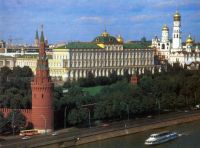 Кремлевская набережная